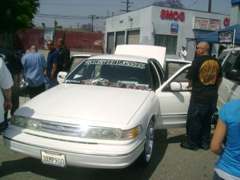 1997 Ford Crown Victoria - at the bell show