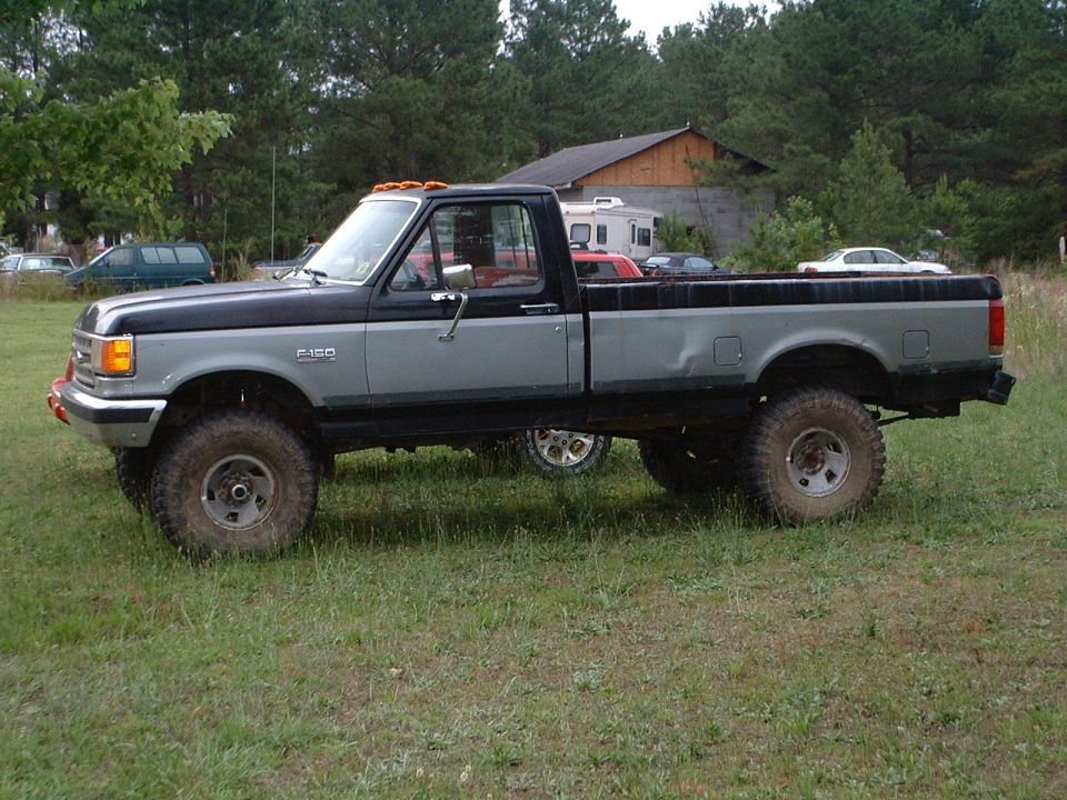 1987 Ford F-150 in 2010