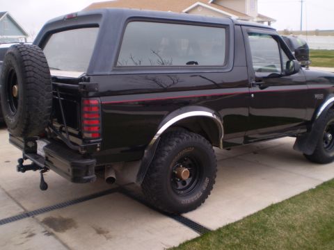 1996 Ford Bronco photo