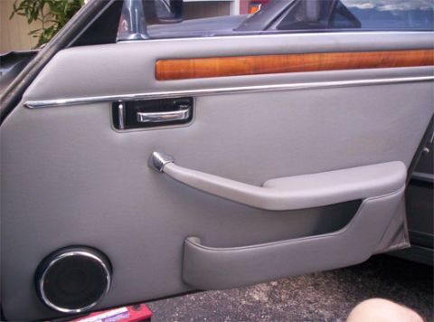 1987 Jaguar XJ6 - right front door panel