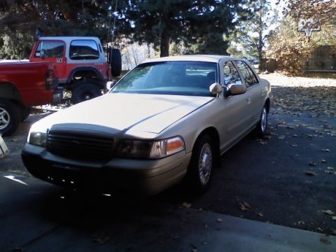 1999 Ford Crown Victoria
