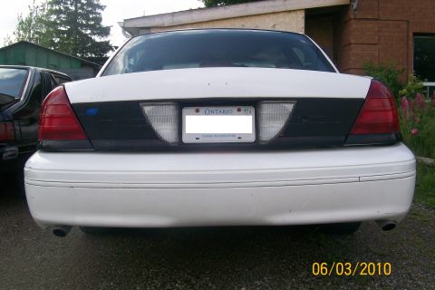 2001 Ford Crown Victoria photo