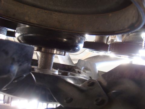 1992 Ford Bronco - Close-up view of the engine fan and serpentine belts.
