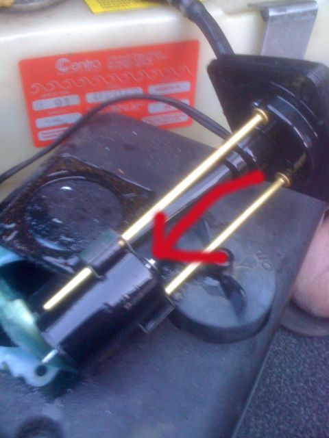 1992 Tracker Pro “Pro Deep V16”