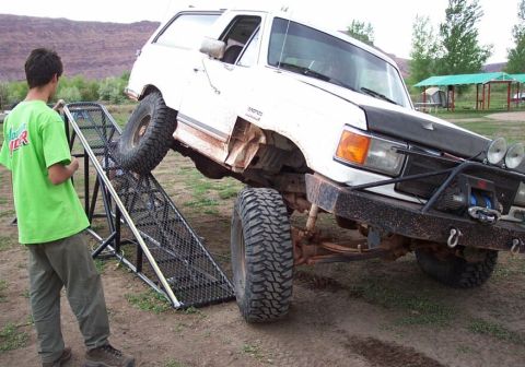 1990 Ford Bronco - 971 score in reverse