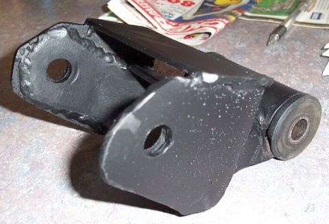 1990 Ford Bronco - My reinforced shackle, aka the "Mad Max" shackle