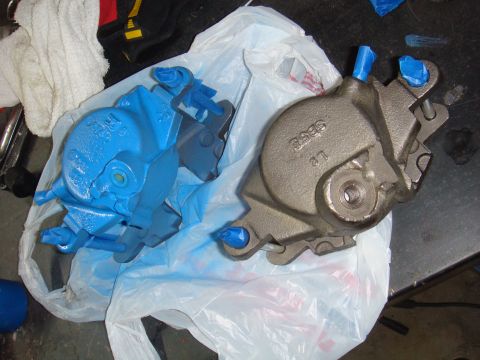 1992 Ford Bronco - Brake calipers ready for painting or installation.
