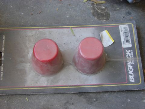 1978 Ford Bronco - Bugpack Products packaging contains two red plastic caps.
