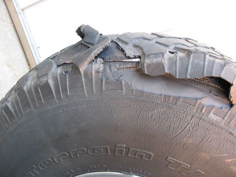 1995 Ford Bronco - This tire suffered a major blowout, exposing the internal reinforcement cords.