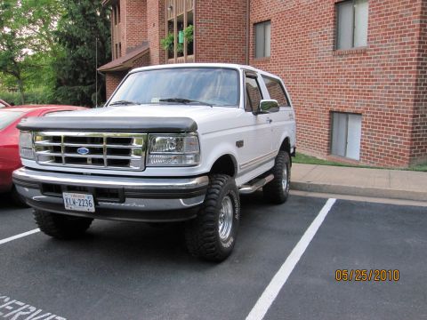 1996 Ford Bronco photo