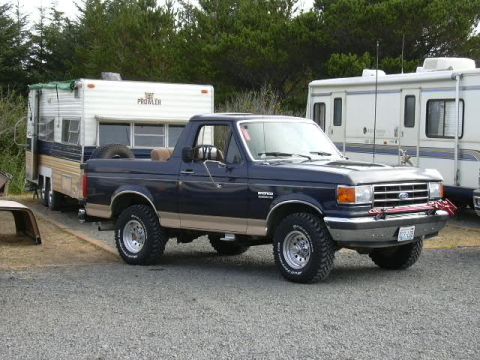 1991 Ford Bronco - Topless and ready for the beach!!!