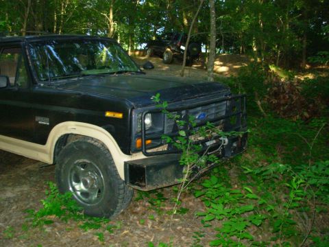 1983 Ford Bronco - The easy part: getting lined up.