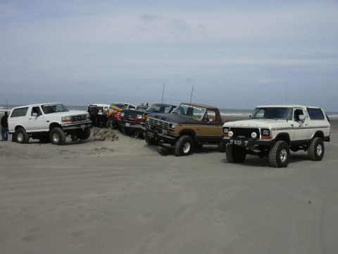 1991 Ford Bronco - Where did everyone that was sitting on the log go???