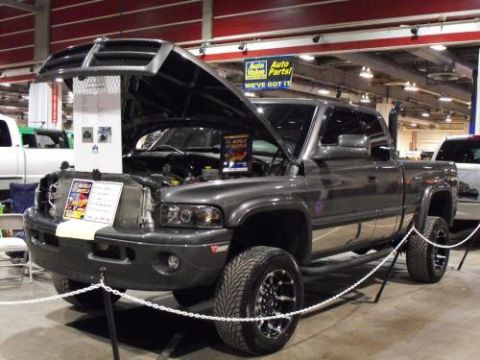 2002 Dodge 2500 photo