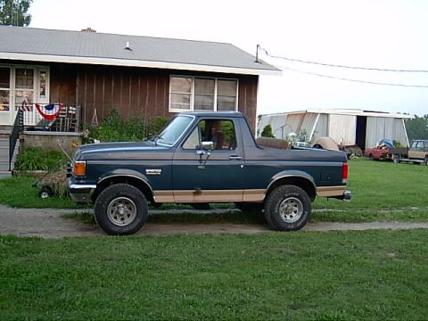 1987 Ford Bronco - I like this shot of it.
