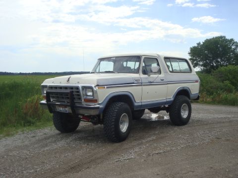 1979 Ford Bronco photo