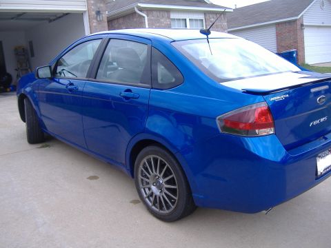 2010 Ford Focus photo