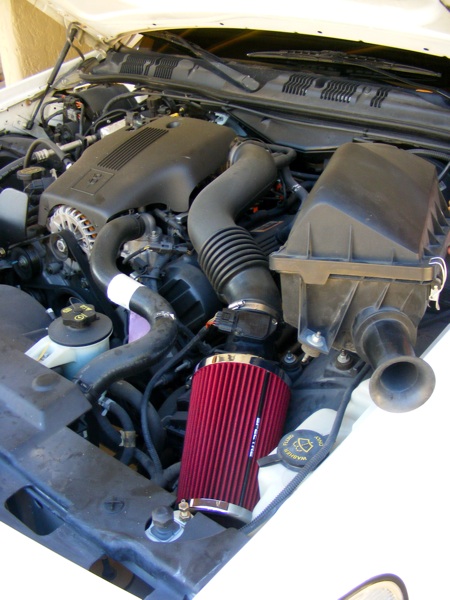 2003 Ford Crown Victoria photo