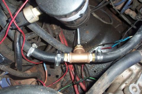 1990 Ford Bronco - Heater hose tee installed