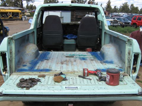 1978 Ford Bronco - cleaning rear floor to get it ready for painting