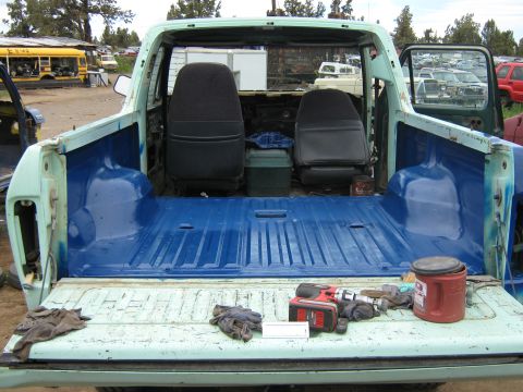 1978 Ford Bronco - back end is painted