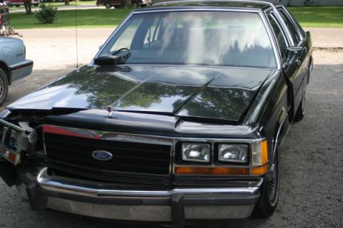 1988 Ford LTD Crown Victoria photo