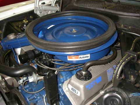 1971 Ford Mustang - Engine bay detail showing the 351 engine with Autolite branding.