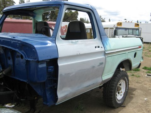 1978 Ford Bronco - another shot of door