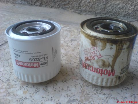 1998 Ford Crown Victoria - Comparison of a new Motorcraft FL-820S oil filter and a used one.