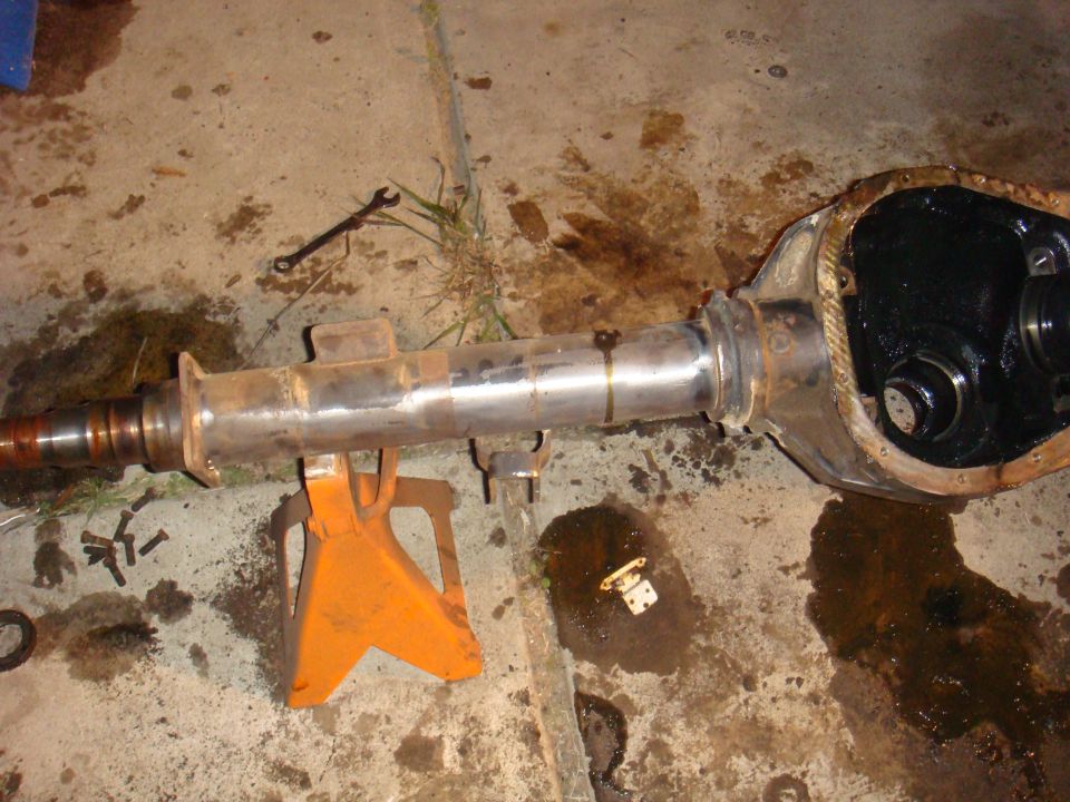 Differential axle assembly on an orange jack stand