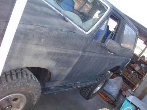 1992 Ford Bronco - This Ford Bronco appears to be from the 1980s, not the 1990s as claimed.