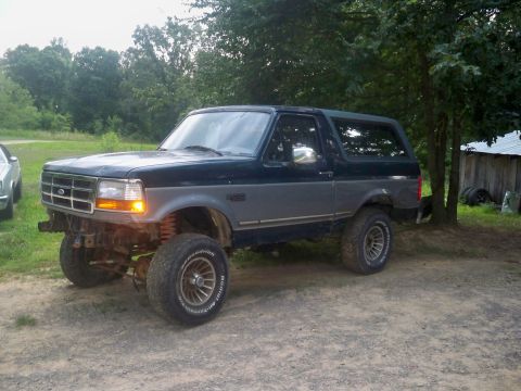 1992 Ford C-150 (Centurion Conversions) photo