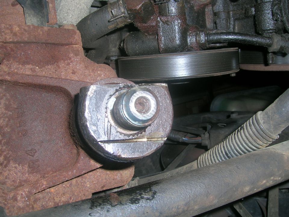 1999 Ford Crown Victoria “broken all the time”