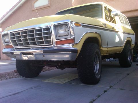 1979 Ford Bronco - This Ford Bronco has a distinctive grille and body style that points to a 1978 model year.