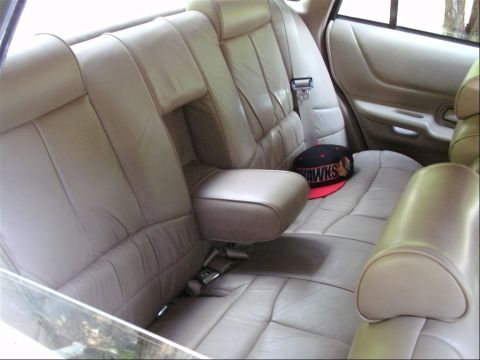 1994 Ford Crown Victoria photo