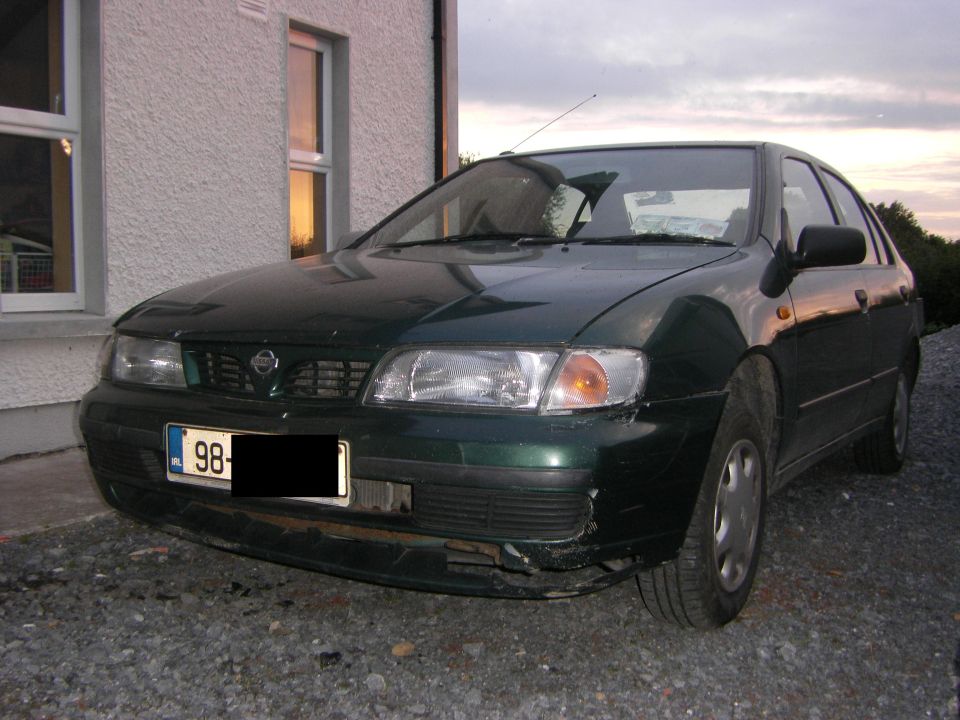 1998 Nissan Almera “Crushed”
