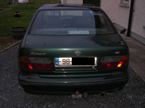 1998 Nissan Almera photo