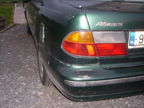 1998 Nissan Almera photo