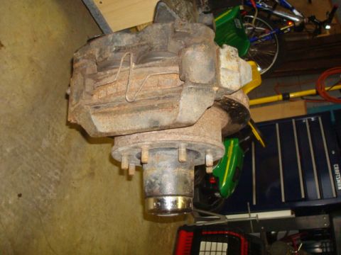 1995 Ford Bronco - This is a rear axle assembly with a brake caliper and hub, not a 1995 Ford Bronco.