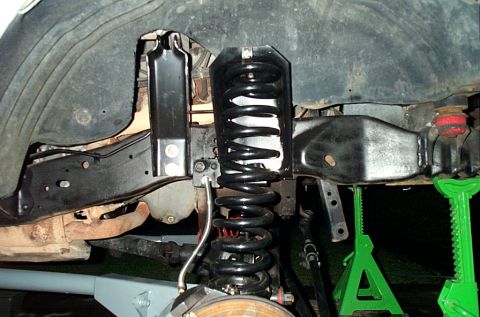 1995 Ford Bronco - These are the 78/9 coil buckets along with the F250/350 shock mounts.