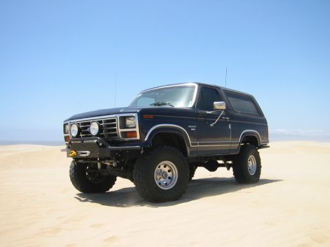 1985 Ford Bronco - Pismo Beach 2003
