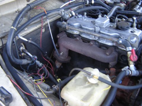 1983 Mazda B2200 photo