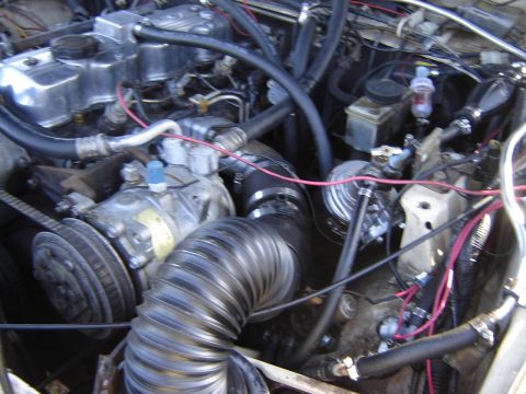 1983 Mazda B2200 photo