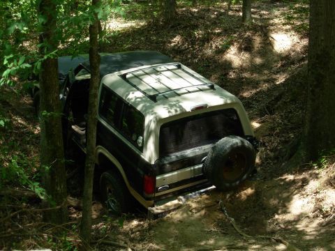 1983 Ford Bronco - So we hooked up Greg's '01 Screw.