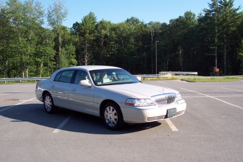 2004 Lincoln Town Car