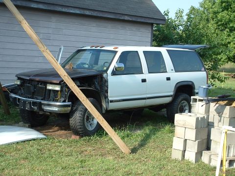 1994 GMC Suburban - Body on!