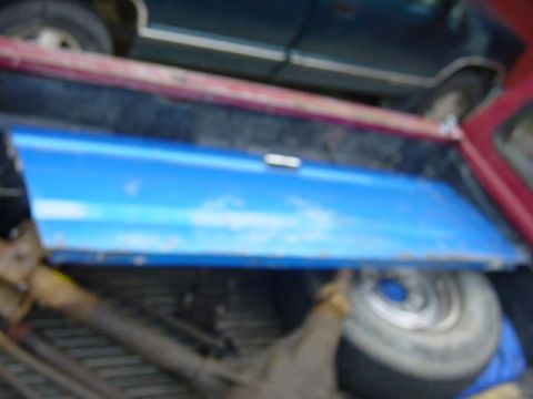 1992 Ford Bronco - gee, something is hiding under that extra clean tailgate!