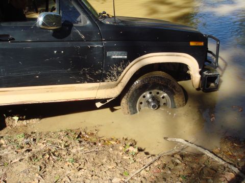 1983 Ford Bronco - Coon Creek Off-Road Park, Dyersburg, TN Oct. 20, 2007