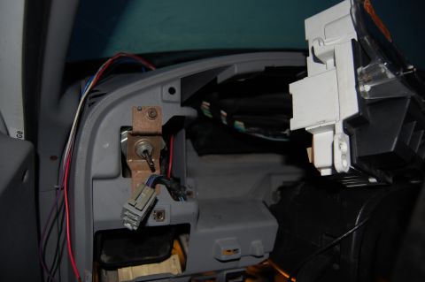 1994 Ford Bronco - Intrument panel harness wrapped up. gauge wires: RD - hot in run BLK - ground BLU - trans temp signal WHT - coolant temp signal PRP - illum…