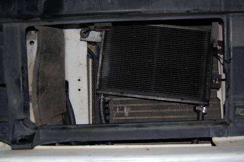 1994 Ford Bronco - Explorer stacked plate cooler temporarily installed.